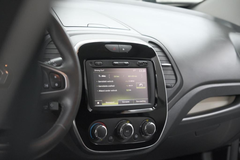 Renault Captur tce 90 limited | trekhaak | navigatie | parkeersensoren