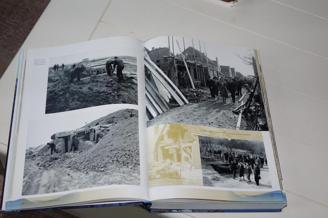 Watersnood Kees Slager boek van 5 kilo over al de dorpen van zeeland