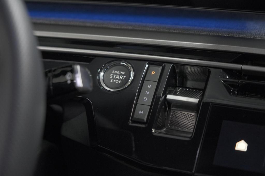 Peugeot 3008 1.2 hybrid 145 gt | panoramadak | focal hi-fi | 360 camera | e