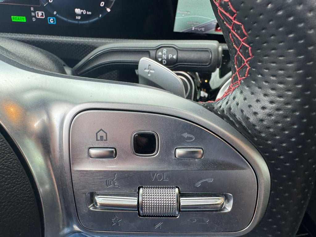 Mercedes-Benz A-Klasse 250 e business solution amg limited