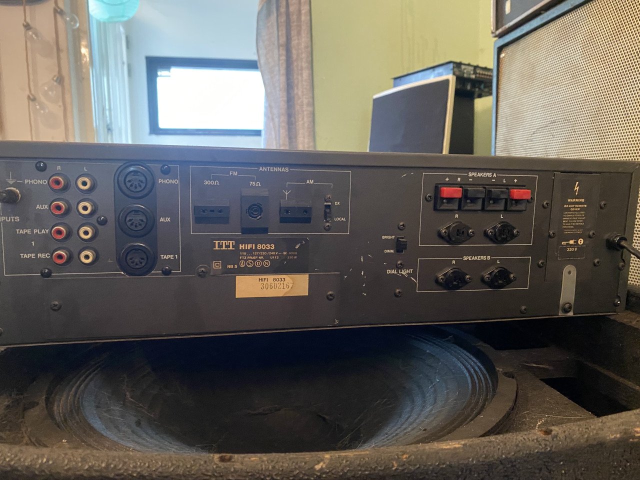 ITT HIFI 8033 amplifier