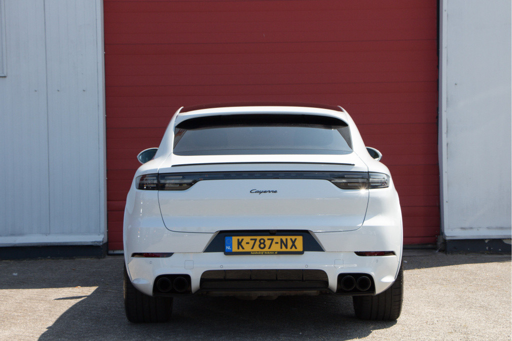 Porsche Cayenne coupé 3.0 | sport design | sport chrono |
