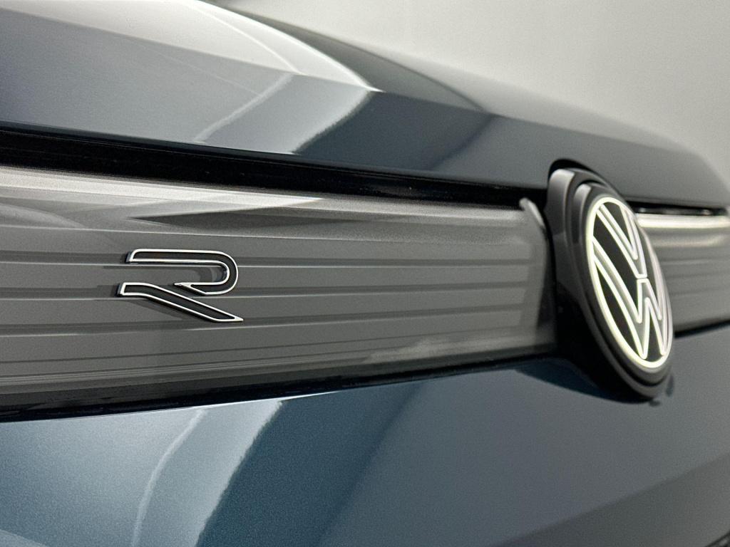 Volkswagen Tiguan r-line edition plug in hybride 272 pk black style pakket