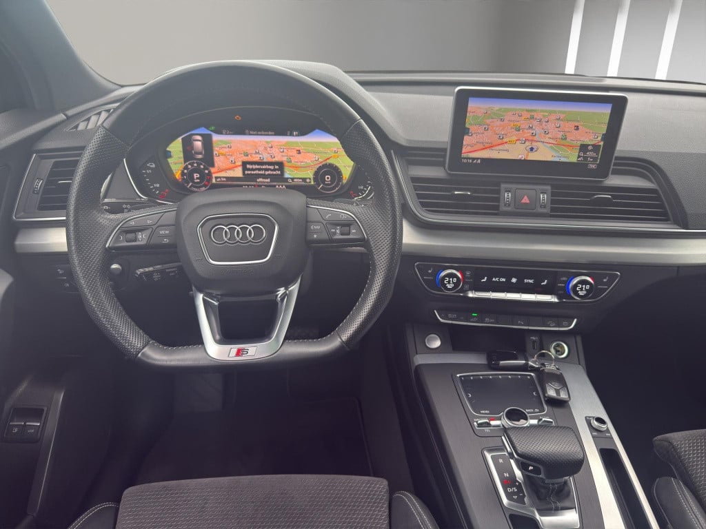 Audi Q5 55 tfsi e quattro competition s-line | luchtvering | head-up | 20"|