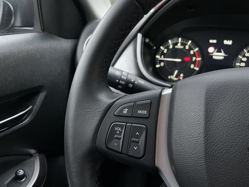 Suzuki Vitara 1.4 boosterjet select smart hybrid