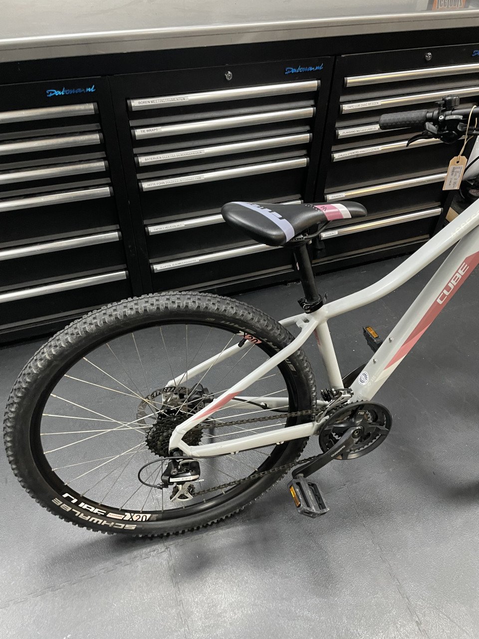 Cube Access Hpa Mountainbike 27,5 zeer nette staat !!