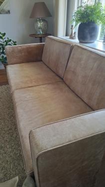 Comfortabele 2,5-zits bank in licht cognac leer