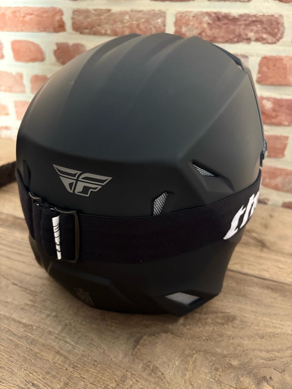 Nieuwe Fly racing kinderhelm met bril, maat 52-53