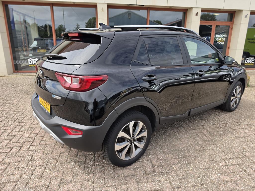 Kia Stonic 1.0 t-gdi mhev dyn+line | lane ass | cruise | clima | navi | lm