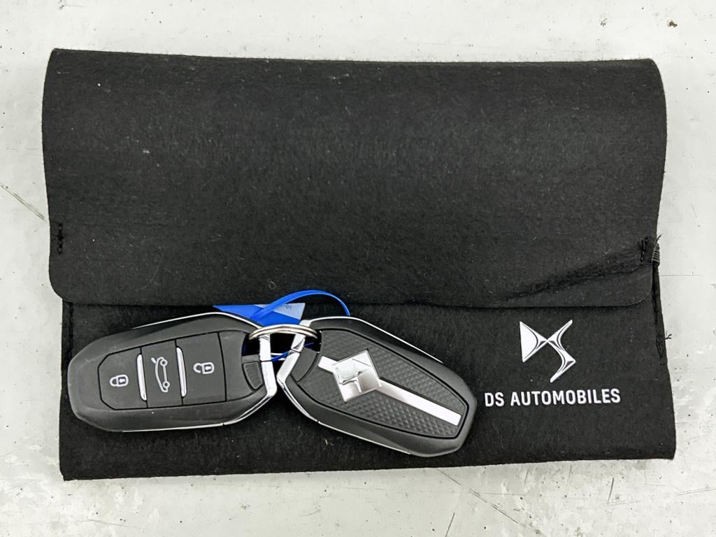 Ds Ds 7 e-tense 300pk automaat 4x4 rivoli | rijklaar | panoramadak | stoelk