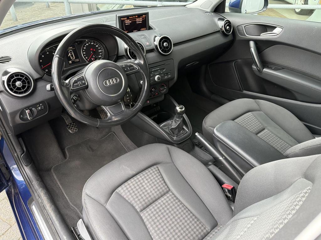 Audi A1 1.2 tfsi connect