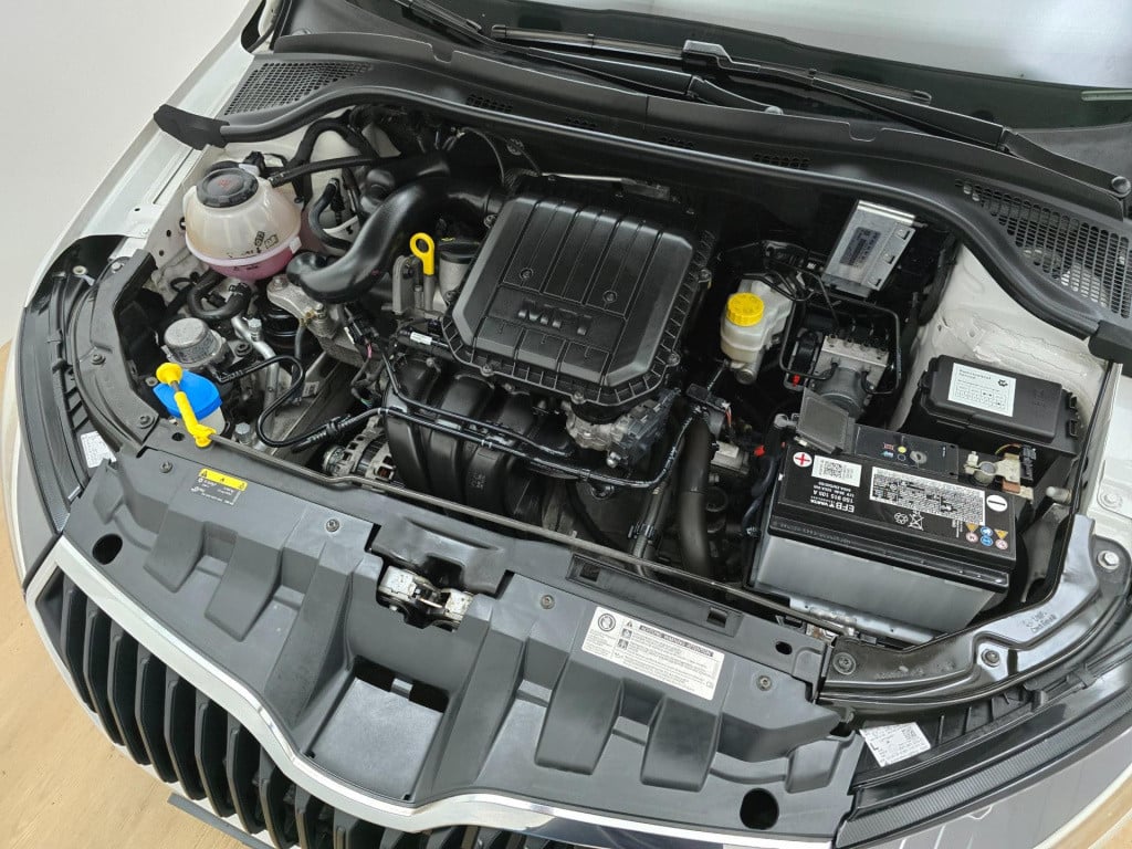 Skoda Fabia combi occasion 1.0 active met airco en cruisecontrol | bluetoot