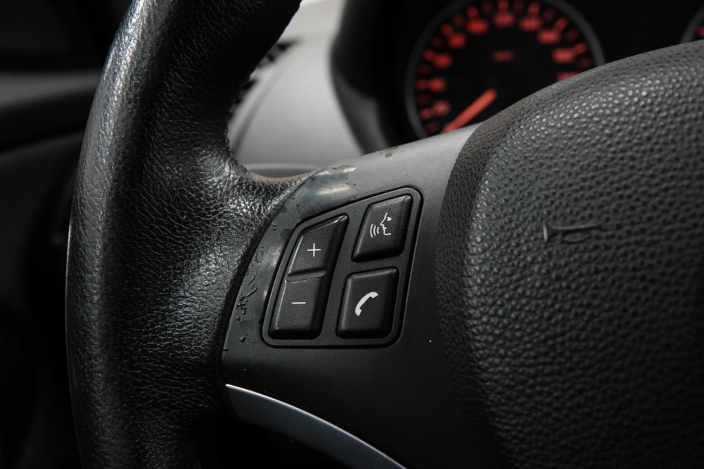 BMW 1 Serie 116i effdyn.edition | cruise | pdc | airco |