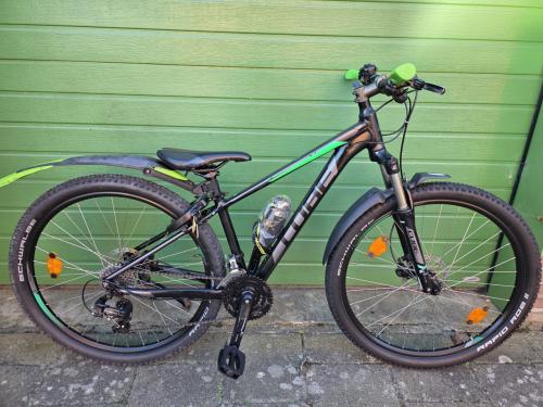 CUBE | AIM PRO | 27.5 INCH | FRAME 36 CM | NETTE STAAT!