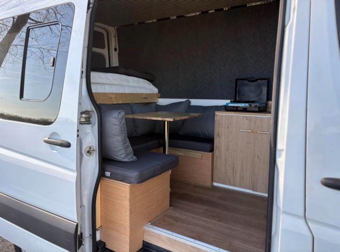 Mercedes Sprinter 2.2CDI / Bj2014 / CAMPERBUS / EURO 5 !