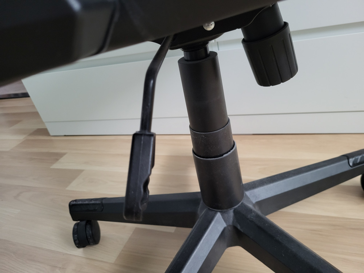 Te koop: Gamingstoel Legend