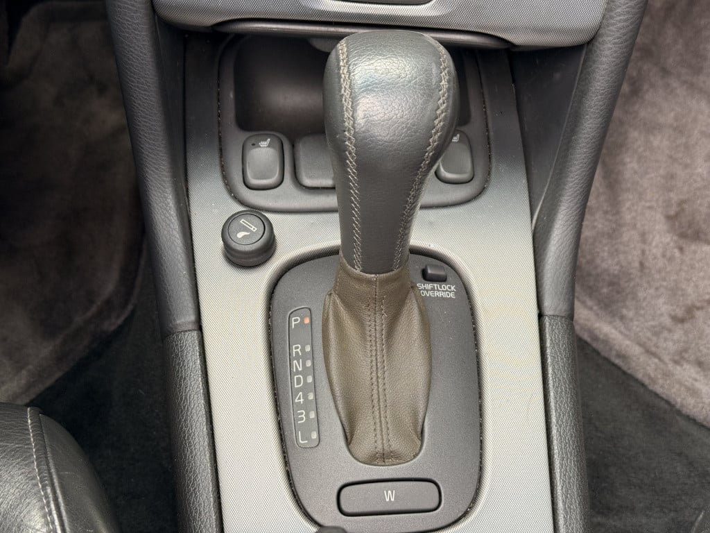 Volvo C70 convertible 2.4 t tourer | leder | windscherm | stoelverwarming |