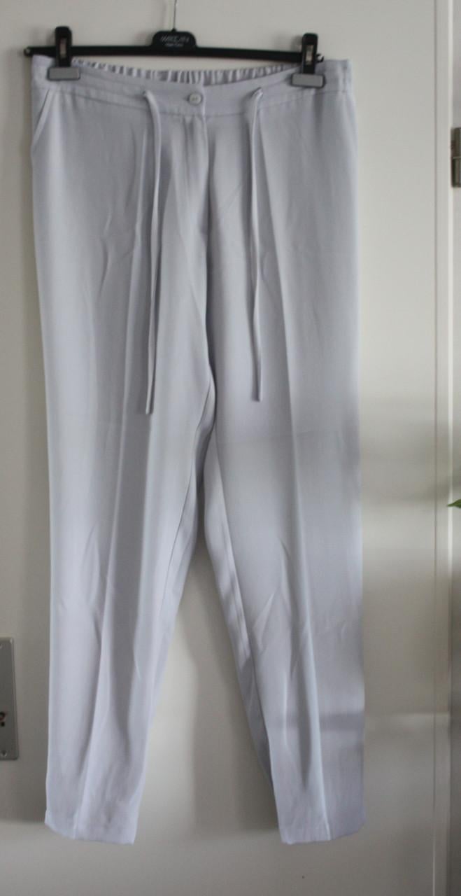 Lichtblauwe broek maat maat 46