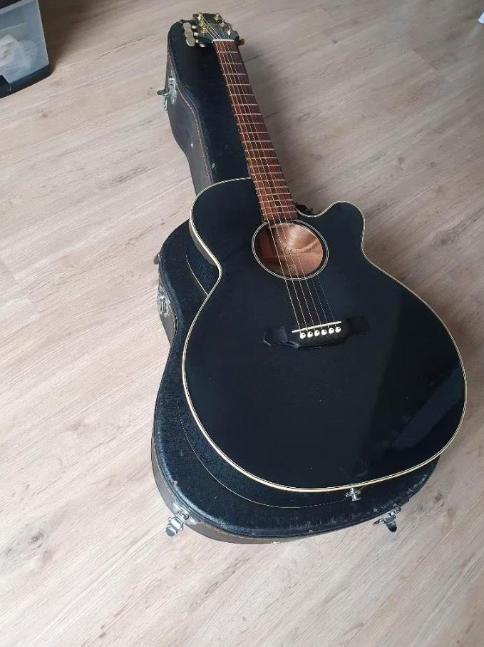 Takamine (semi) akoestische gitaar