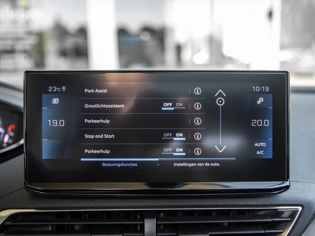 Peugeot 5008 puretech 130pk gt | panoramadak | trekhaak | stoelverwarming |