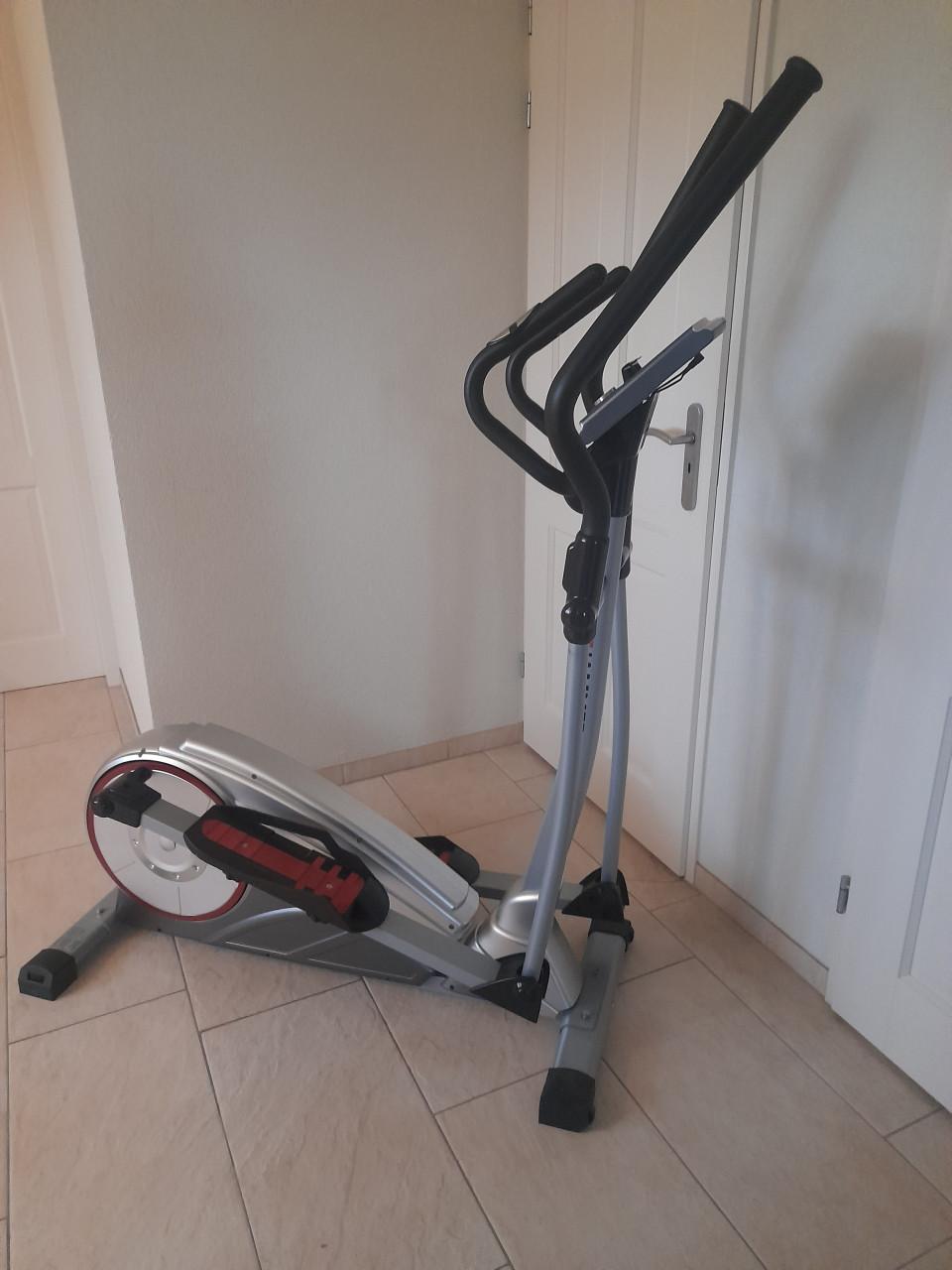 Hammer Crosslife BT Crosstrainer - met Bluetooth z.g.a.n. In prima staat.