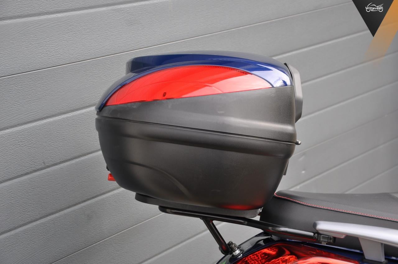 Yamaha X-max 250 12500 kilometers , Akrapovic