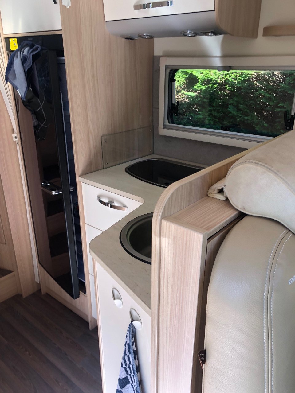 Burstner Camper Ixeo 725 luxe editie 30.