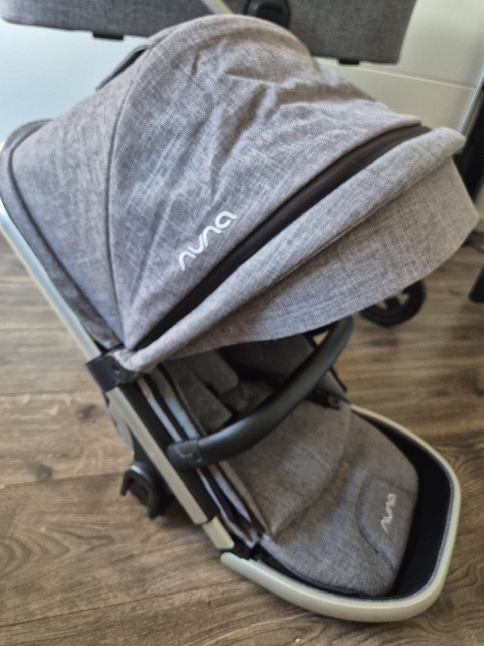 Nuna ivvi savi kinderwagen compleet