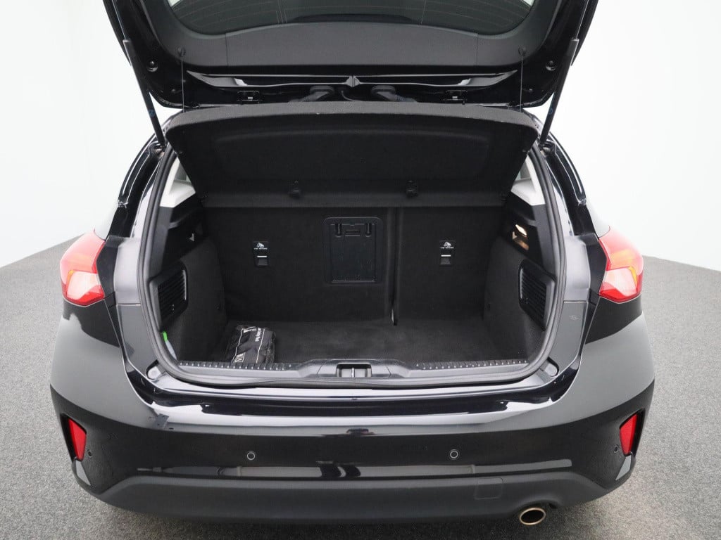 Ford Focus 1.0 ecoboost titanium x business | climate control | adpatieve c