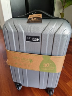 Nieuwe reiskoffer (hand bagage) Zilverkleur met zwart.