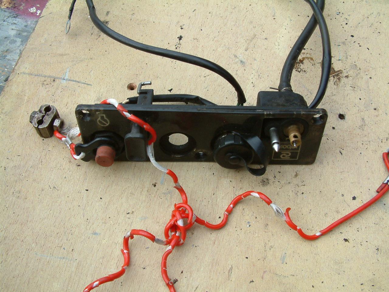 Yamaha motor  8 pk - 2 takt langstaart  met div onderdelen