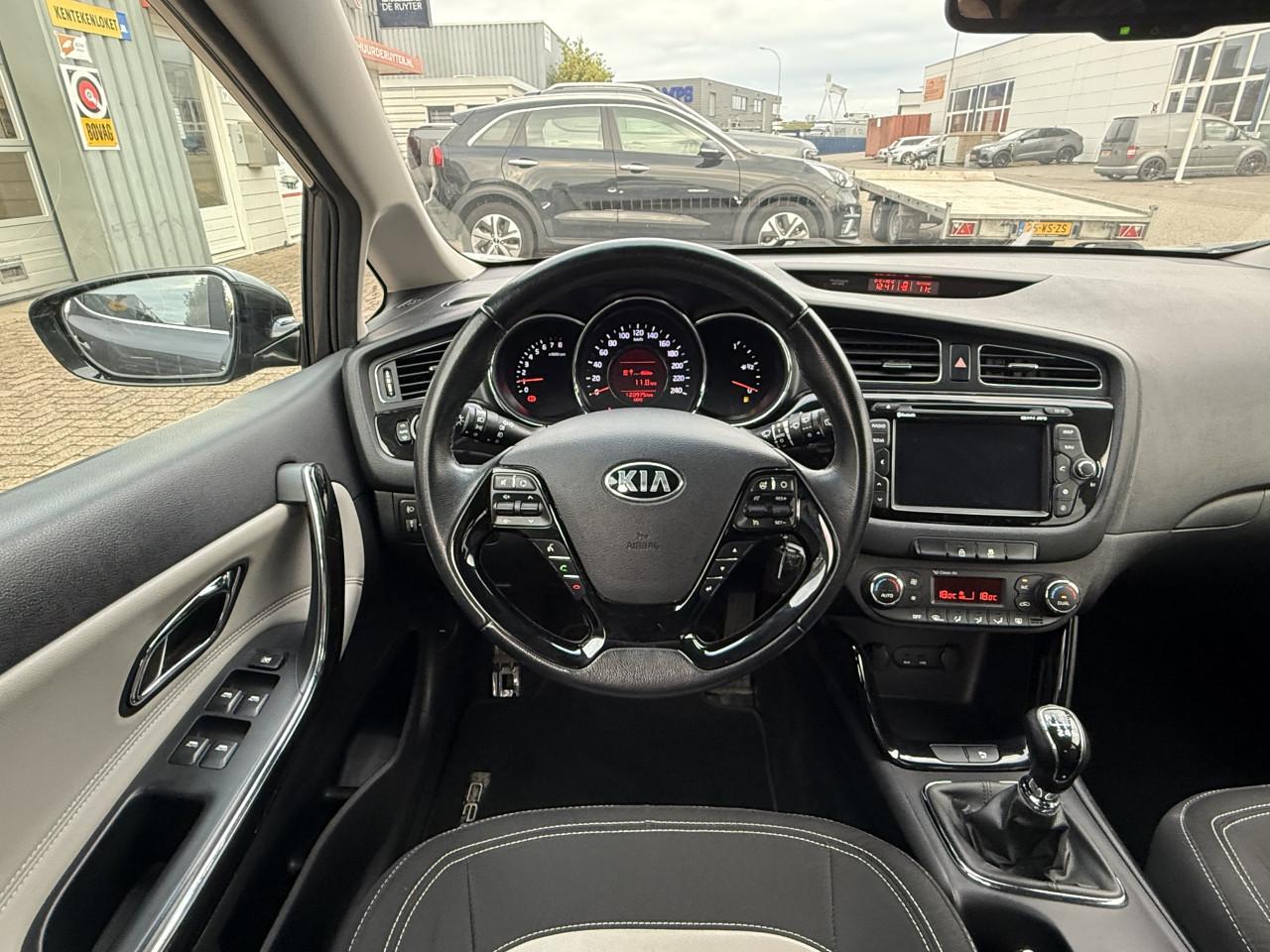 Kia Cee'd - 1.6 GDI Business Pack