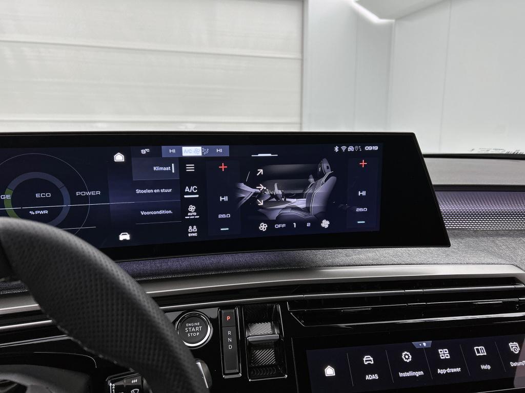 Peugeot E-3008 gt avantage 210 pk 73 kwh | trekhaak | 360 vision camera | w