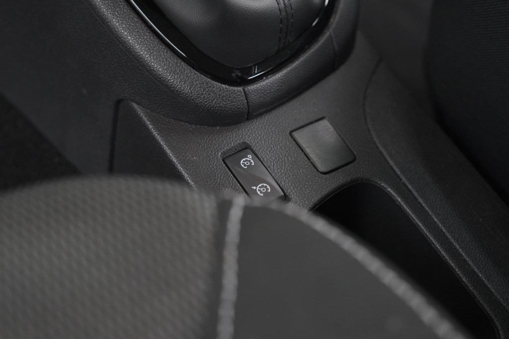 Renault Clio estate tce 90 zen | navigatie | airco | stoelverwarming | crui