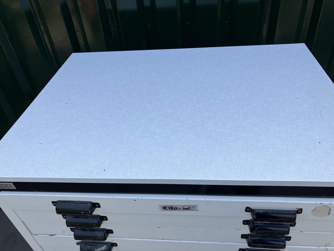Ladenkast met 9 laden
