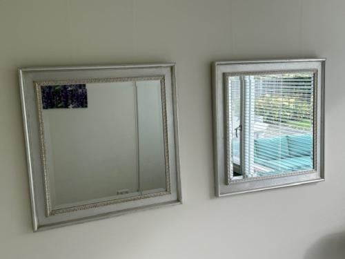 3 zilverkleurige spiegels 74 x 74 cm