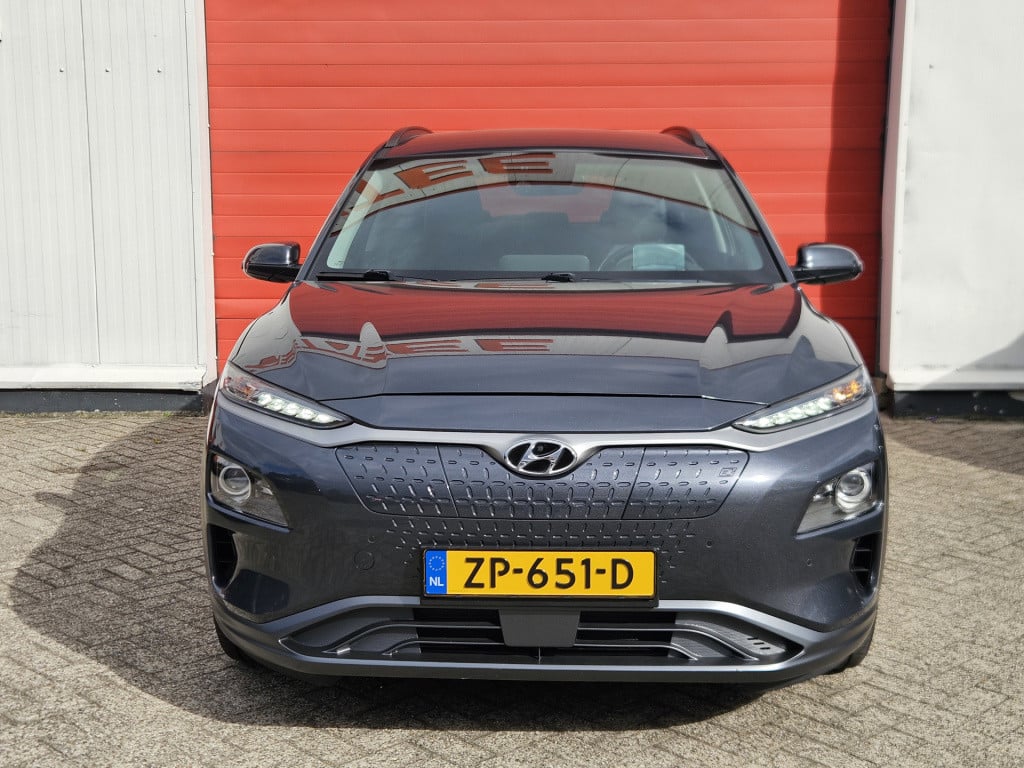 Hyundai Kona ev premium 64 kwh | acc | camera | stoelverw.