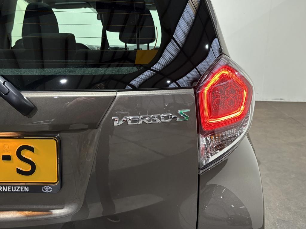 Toyota Verso-s 1.3 vvt-i dynamic | lage km-stand |