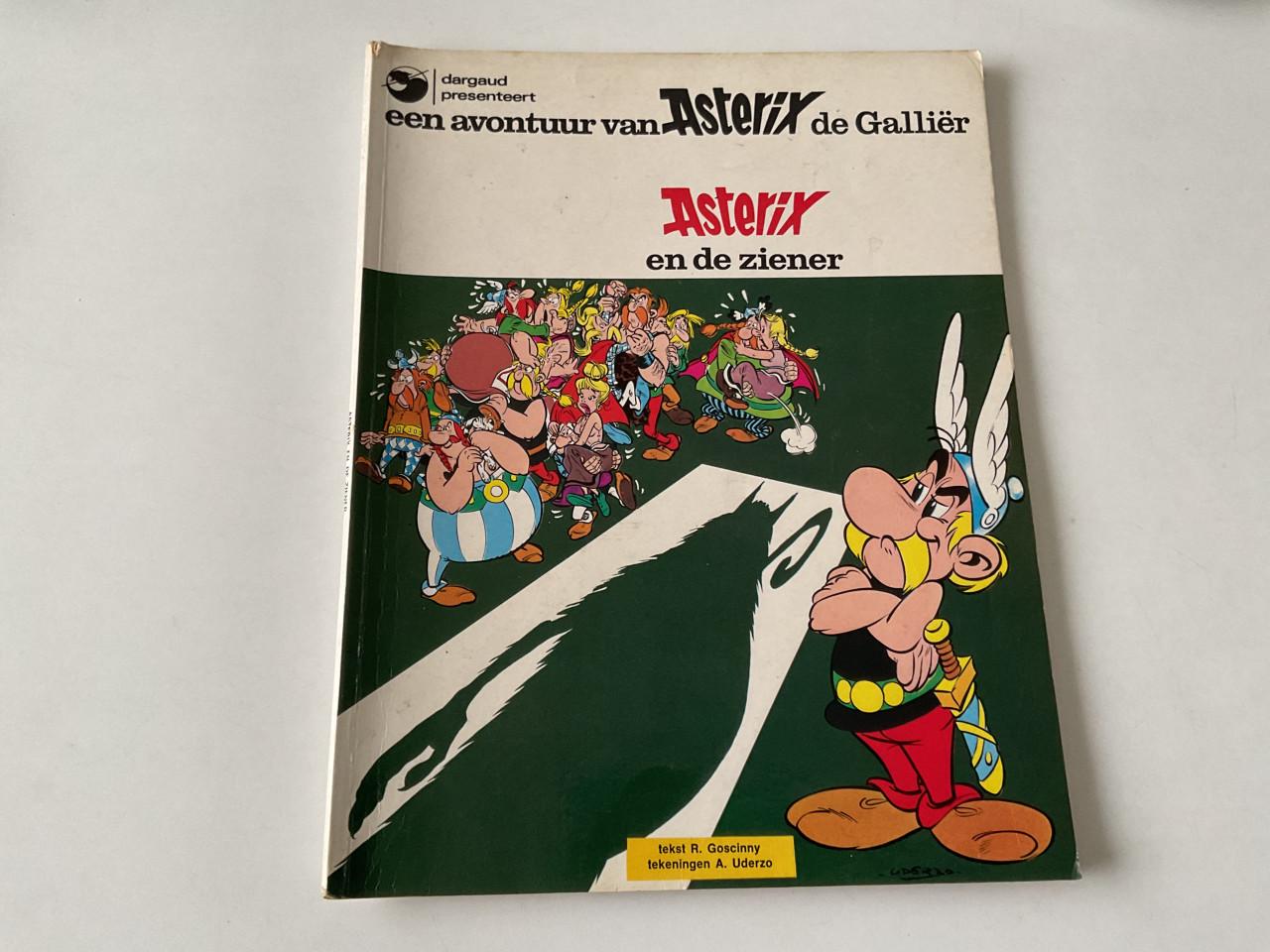 Asterix de Galliër.  Tekst/tekeningen:  Albert Uderzo.   Asterix op Corsica
