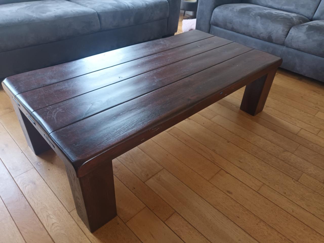 Eettafel, salontafel, eetkamer stoelen, dressoir