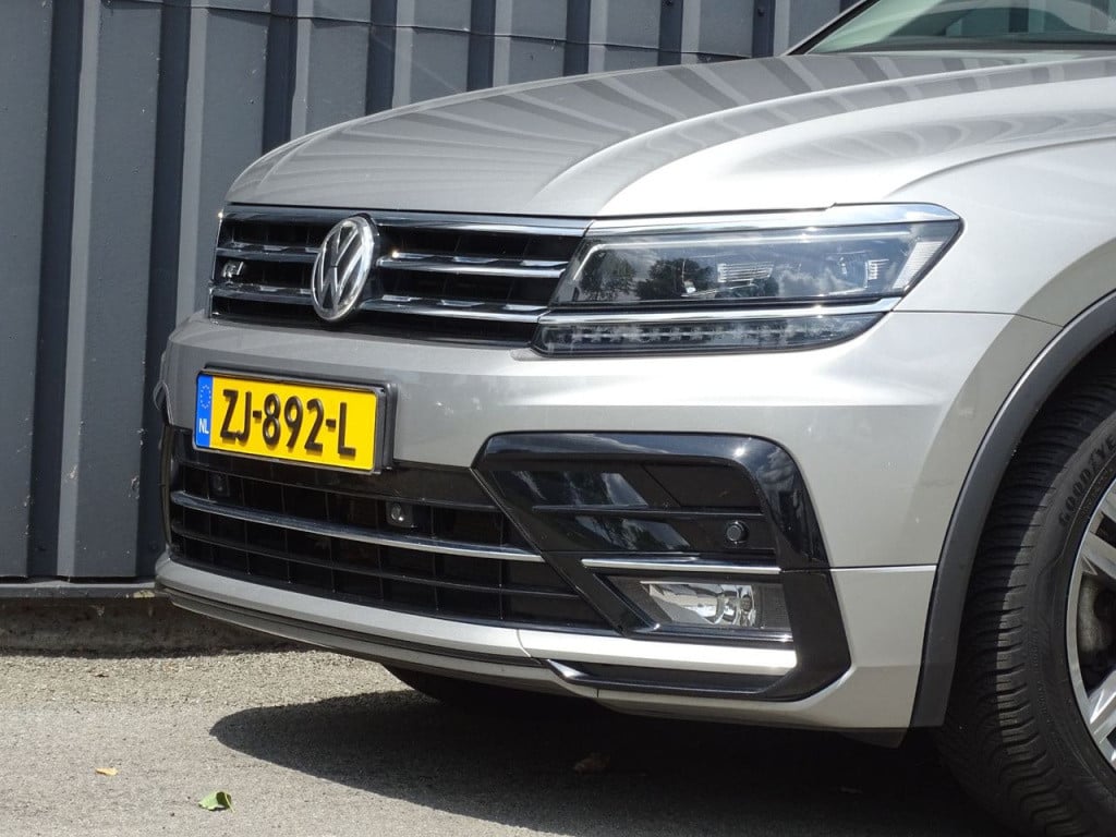 Volkswagen Tiguan 1.4 tsi act highline business r