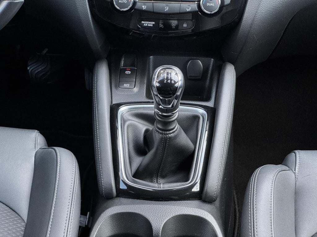 Nissan Qashqai 1.3 dig-t tekna | trekhaak | apple carplay/android auto | 36