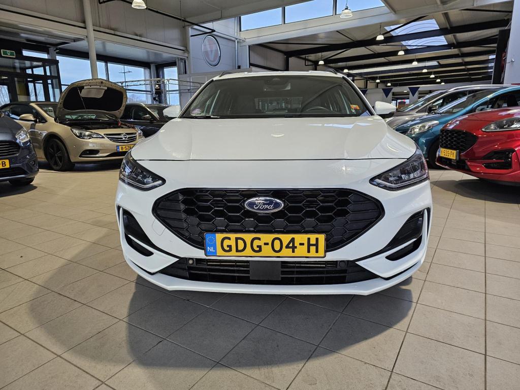 Ford Focus wagon 1.0 ecoboost hybrid st line x