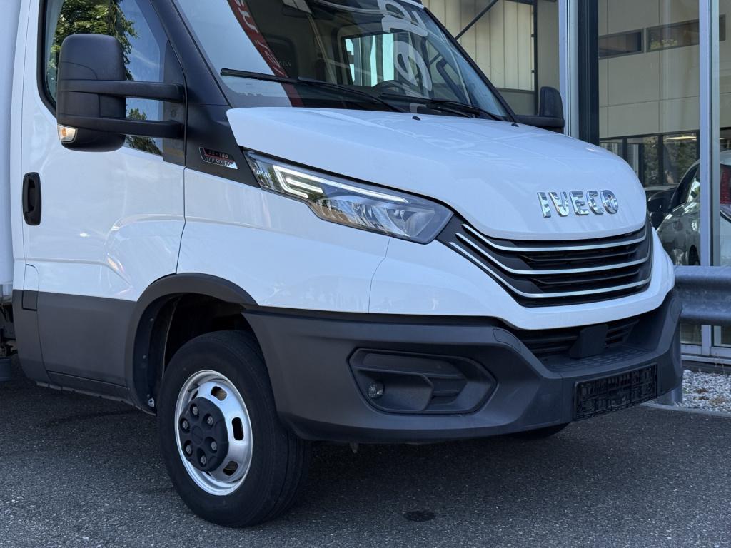 Iveco Daily 35c18h 3.0 bakwagen met laadklep | zijdeur | trekhaak | dubbel 