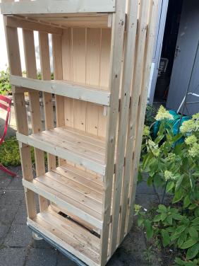 Houten tuinkast
