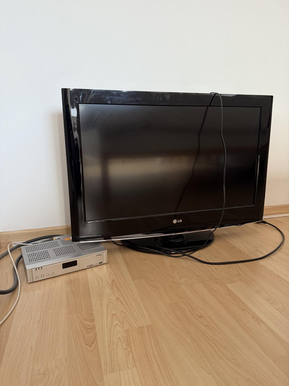 GRATIS TV in goede staat merk LG