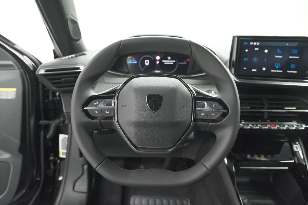 Peugeot E-2008 ev allure 54 kwh | 11 kw lader | warmtepomp | apple carplay 