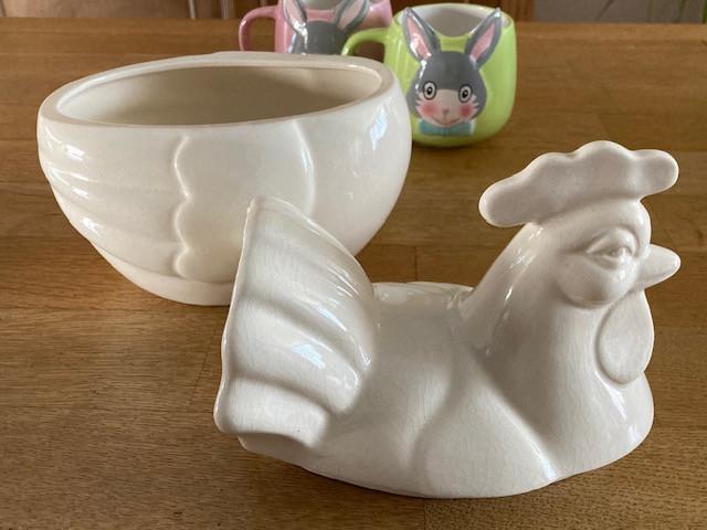 Aardenwerk Kip, Theepot, Paasbekers, Eierdopjes