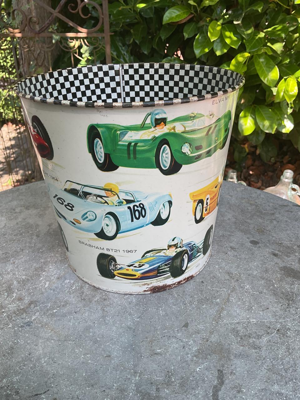 Vintage prullenbak ( racewagens )