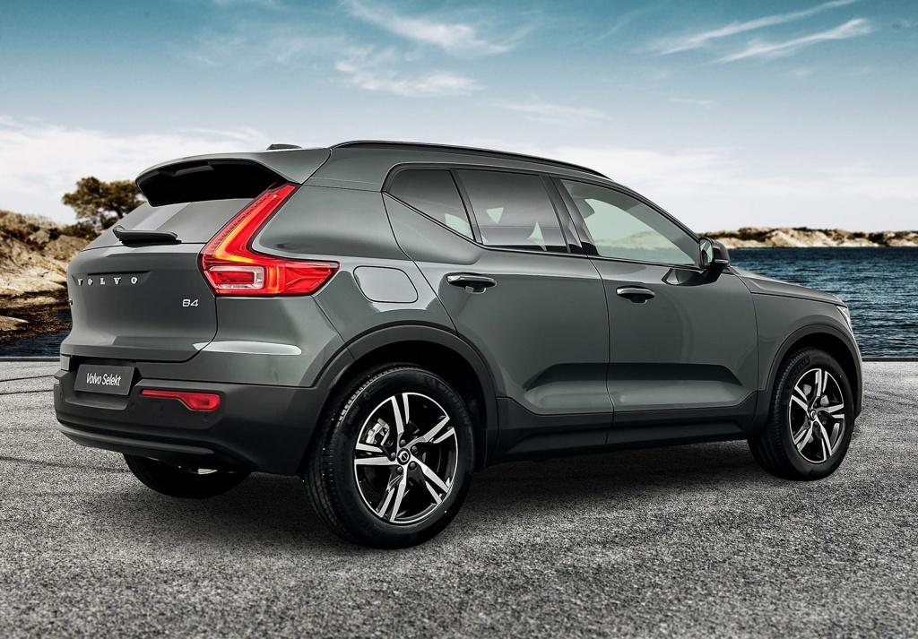 Volvo XC40 b4 197pk plus dark| camera| trekhaak| adap.cruise| h&k audio